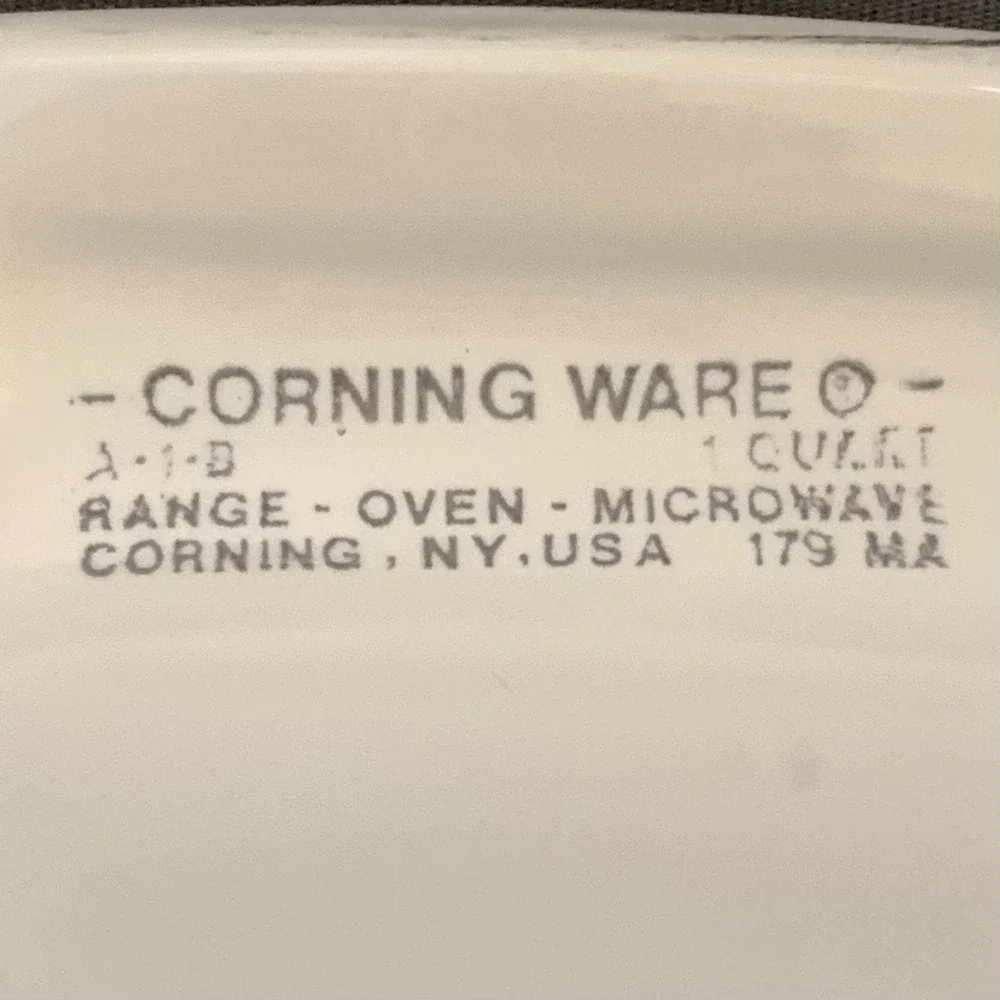 Vintage Corning Ware L'Echalote A-1-B 1 Quart Casserole Dish Vegetable Floral US
